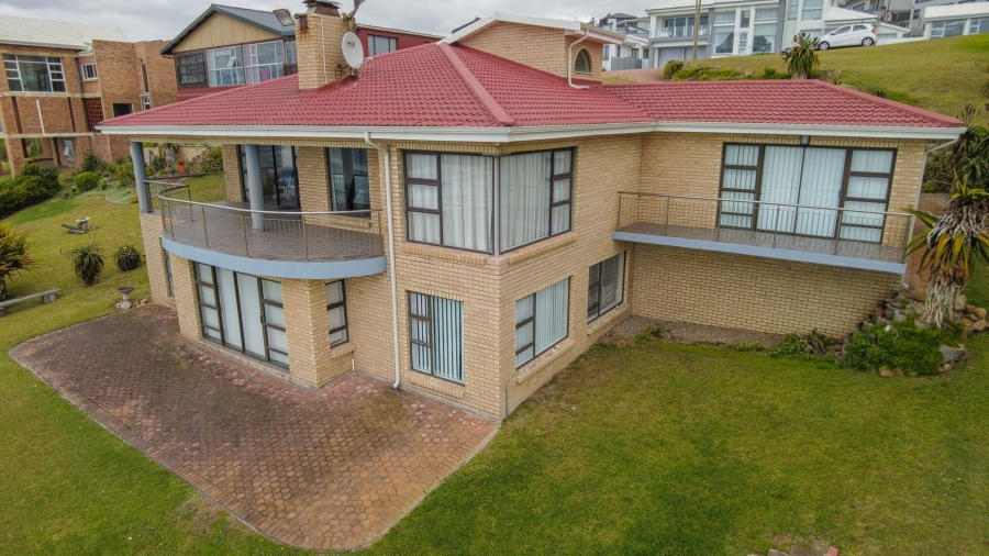 4 Bedroom Property for Sale in Dana Bay Western Cape